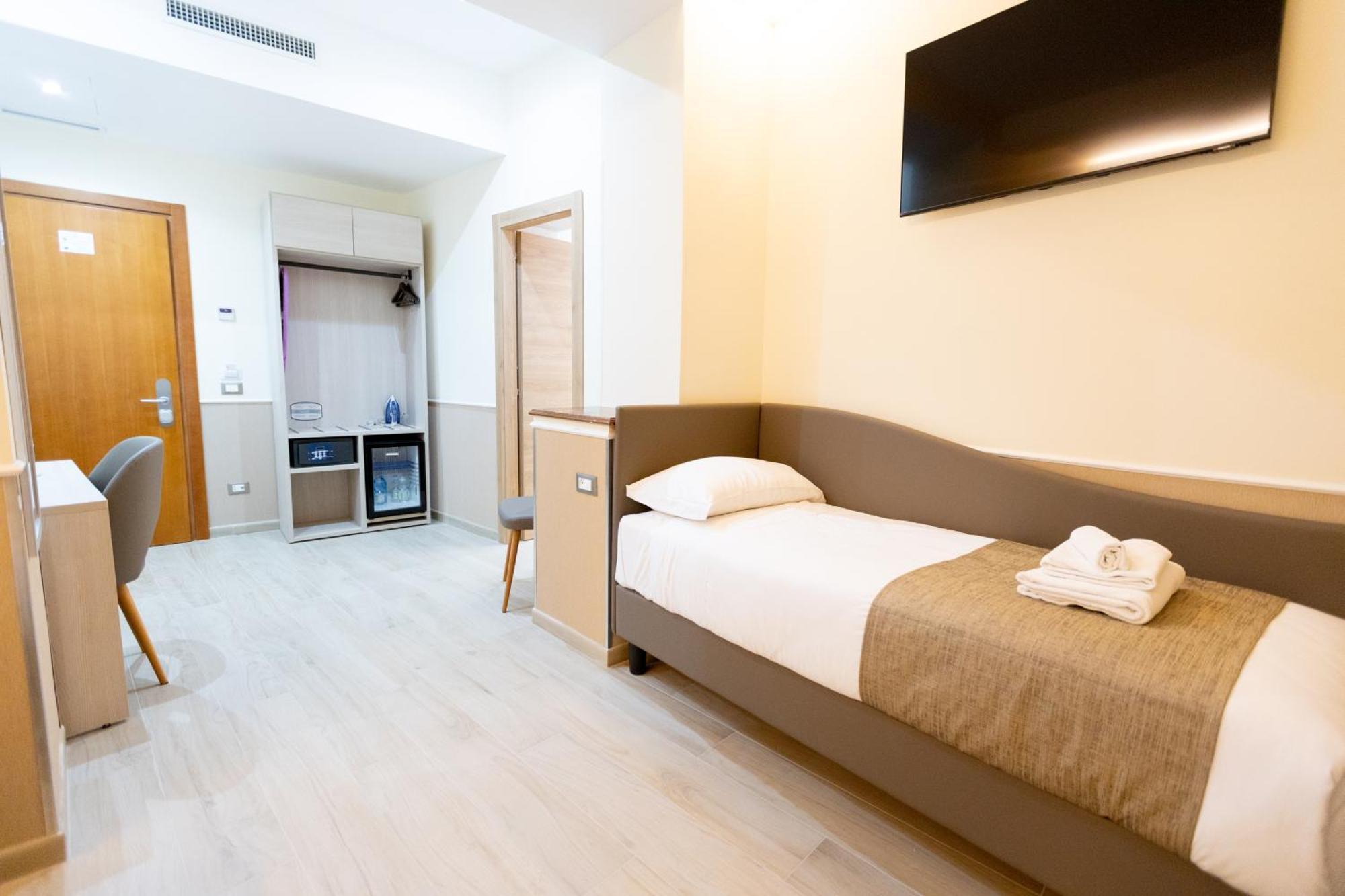 Hotel Maximus ローマ エクステリア 写真